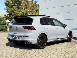 VW Golf 8 GTI mieten